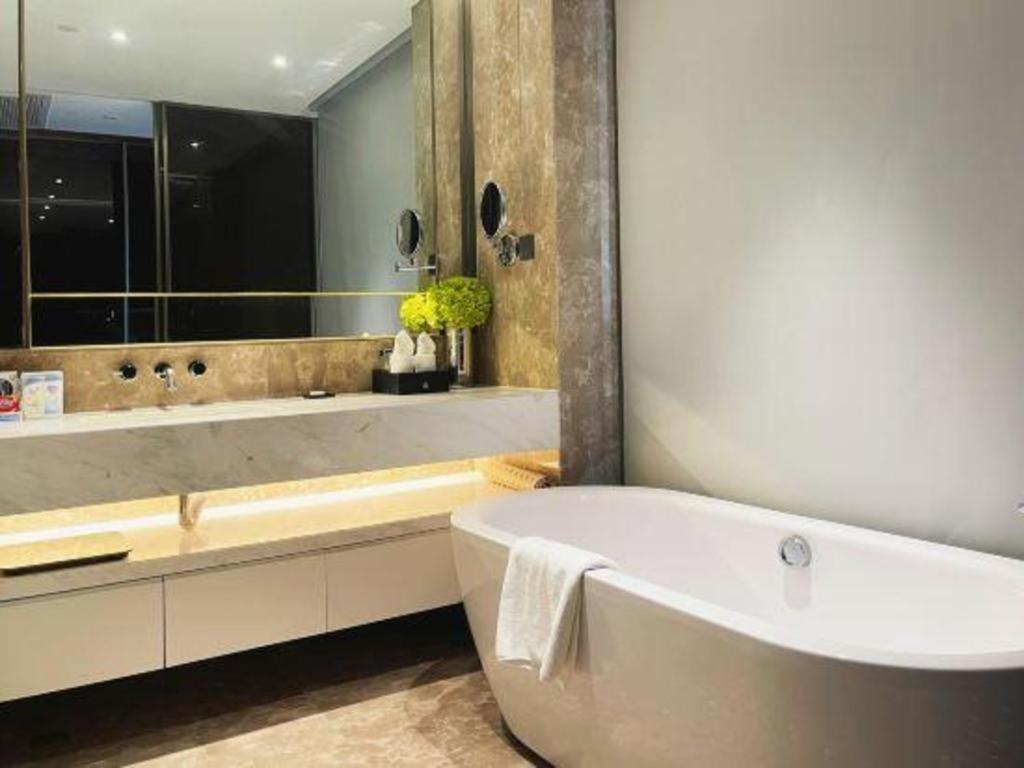 Rock Platinum Sea View Hotel Саня Екстериор снимка